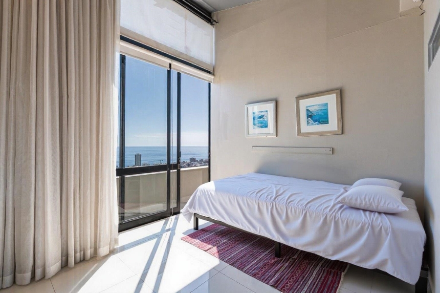 5 Bedroom Property for Sale in Fresnaye Western Cape